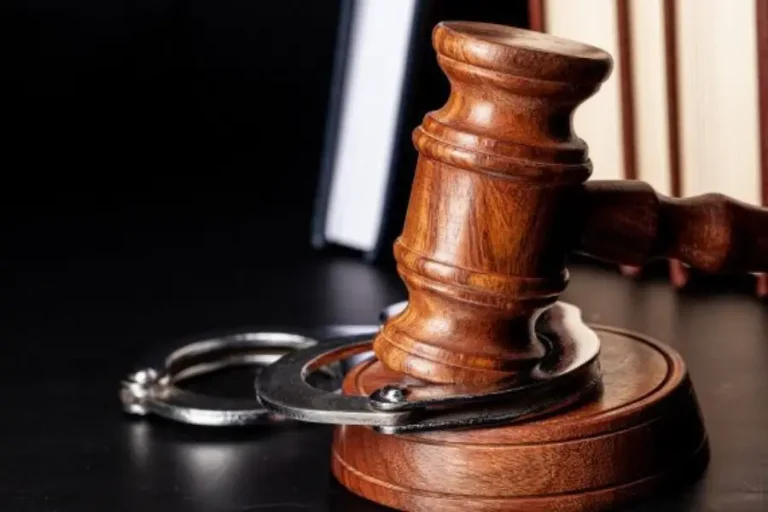 اعتراض به منع تعقیب در پرونده توهین