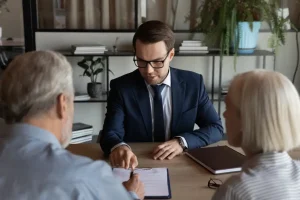 تقاضای طلاق به علت ۲.۵ سال جدا زندگی کردن