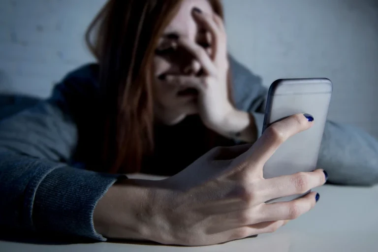 شکایت از مزاحم تلفنی
