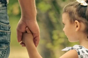 صدور حكم به سلب حضانت فرزند مشترک