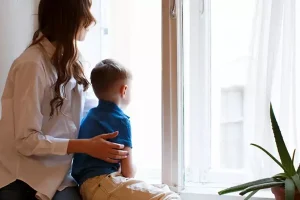 صدور حکم واگذاری حضانت فرزند مشترک تا رسیدن به سن رشد
