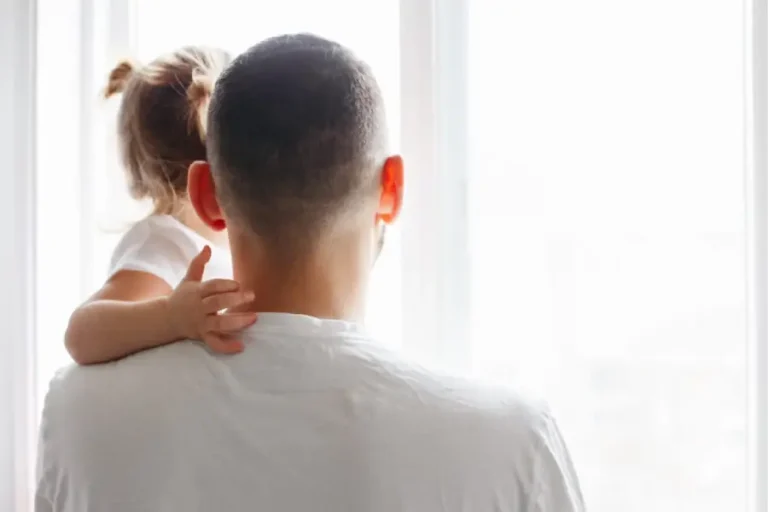 طلاق توافقی با صرف نظر زوجه از حضانت فرزند
