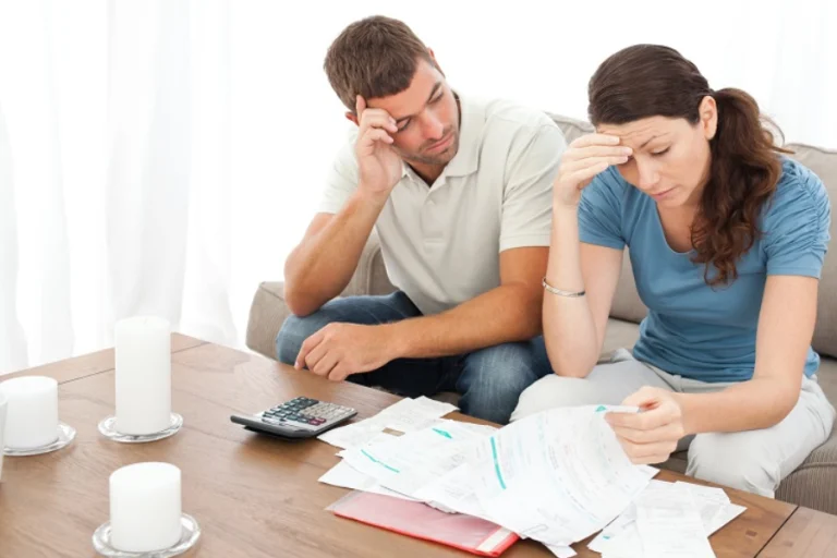 شکوائیه علیه خودداری از ثبت طلاق