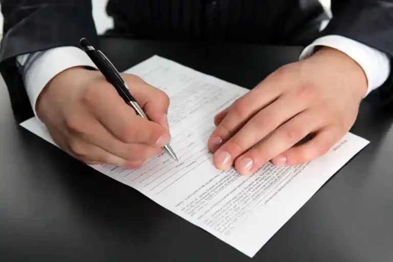 قرارداد تأمین و استقرار و سرویس دهی آمبولانس