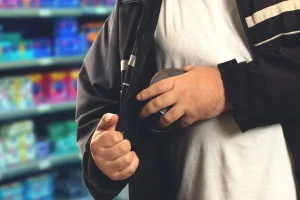 مجازات دزدی از فروشگاه